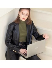 Aero 17 YE5-74RU748HP